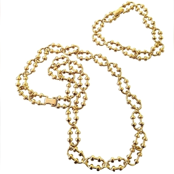 Vintage Avon gold link necklace and bracelet set - Picture 1 of 4